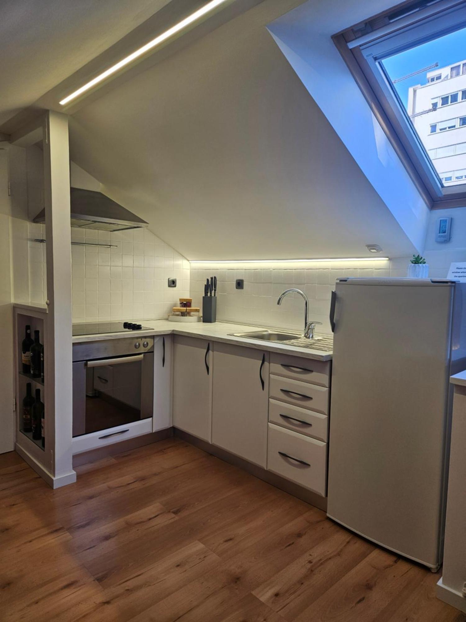 Lovely Attic Apartman-Melani Zadar Buitenkant foto