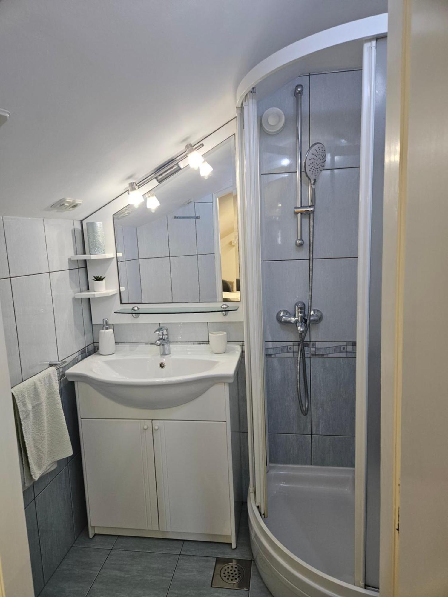 Lovely Attic Apartman-Melani Zadar Buitenkant foto